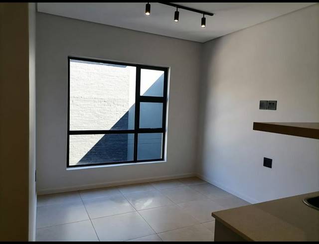 1 BEDROOM PROPERTY TO RENT IN WAVERLEY